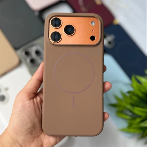 Brown Silicone MagSafe Case