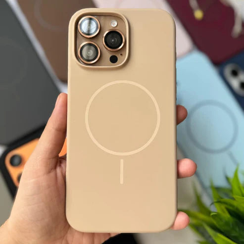 Dessert Titanium Silicone MagSafe Case