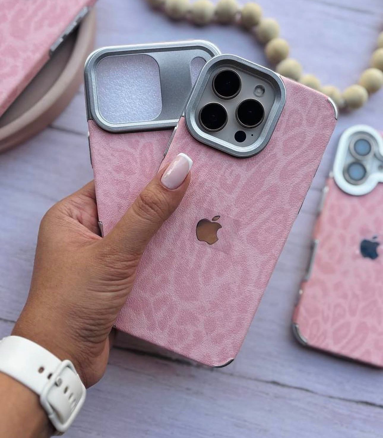 Leopard Luxe Case with Apple Logo