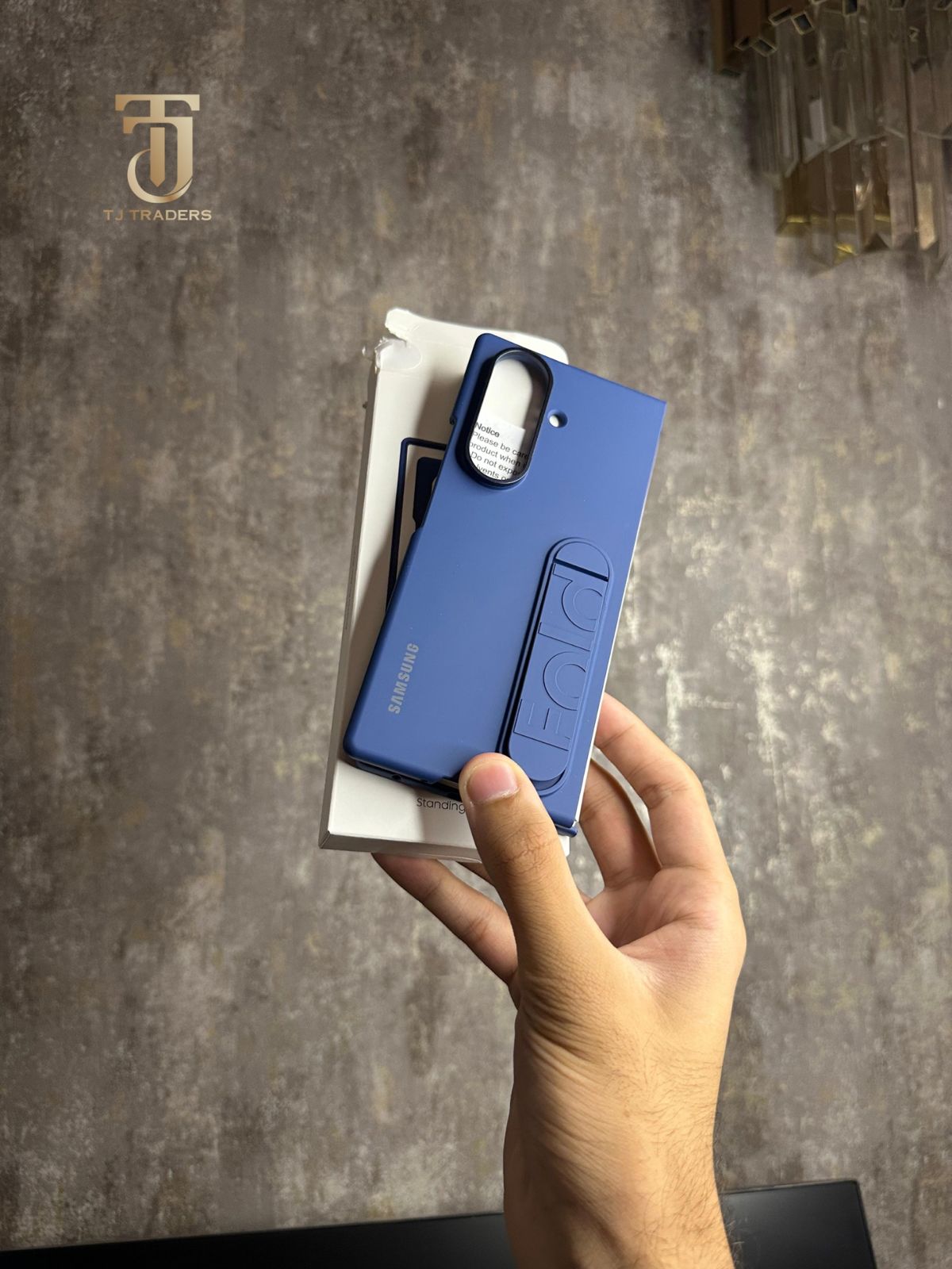 Samsung Galaxy Fold 7 Original Standing Case